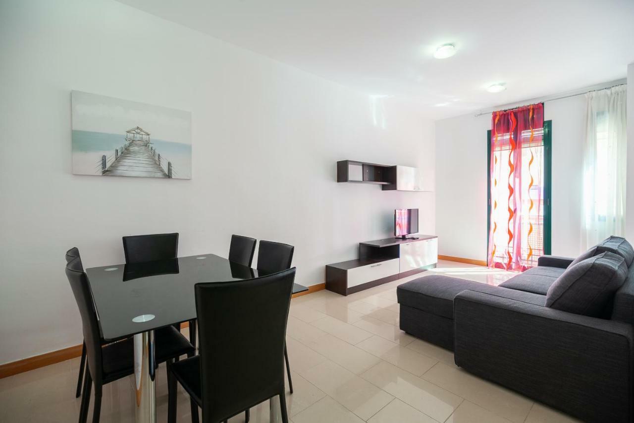 Uhc Sol I Mar Family Complex Apartment ซาลอว์ ภายนอก รูปภาพ