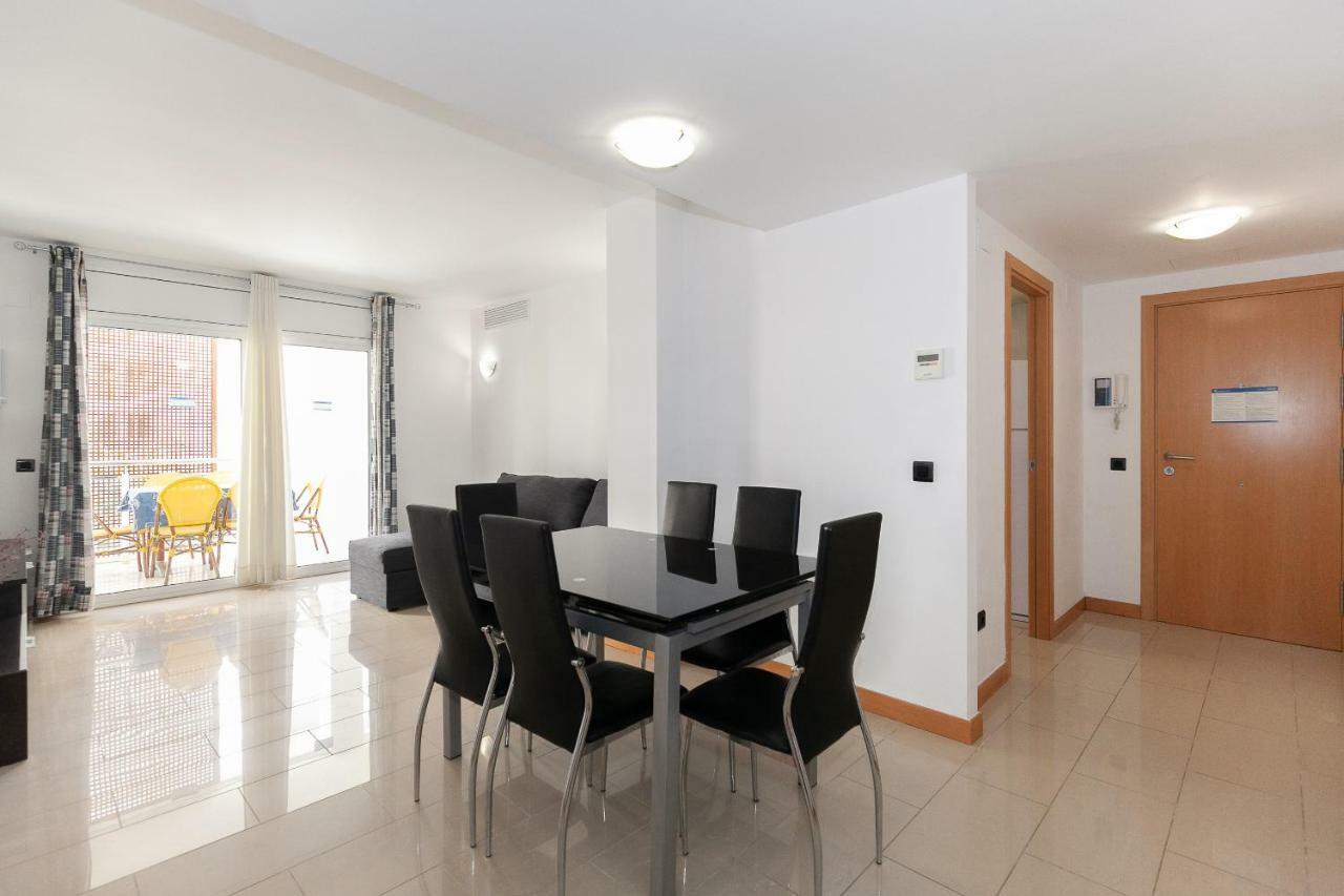 Uhc Sol I Mar Family Complex Apartment ซาลอว์ ภายนอก รูปภาพ